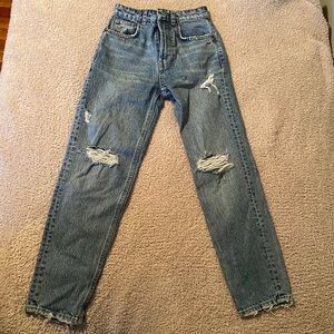 Zara women’s high rise mom jeans